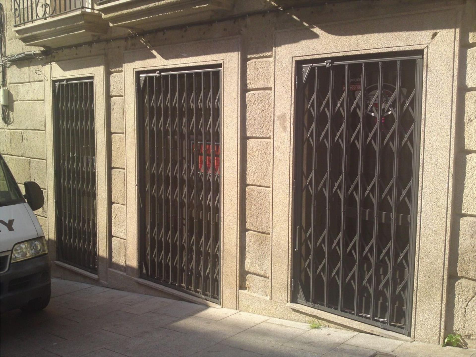 Vista exterior de Local de alquiler en Vigo 