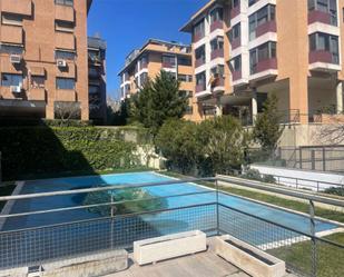 Piscina de Pis de lloguer en  Madrid Capital