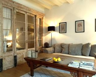 Living room of Flat for sale in  Barcelona Capital  with Balcony
