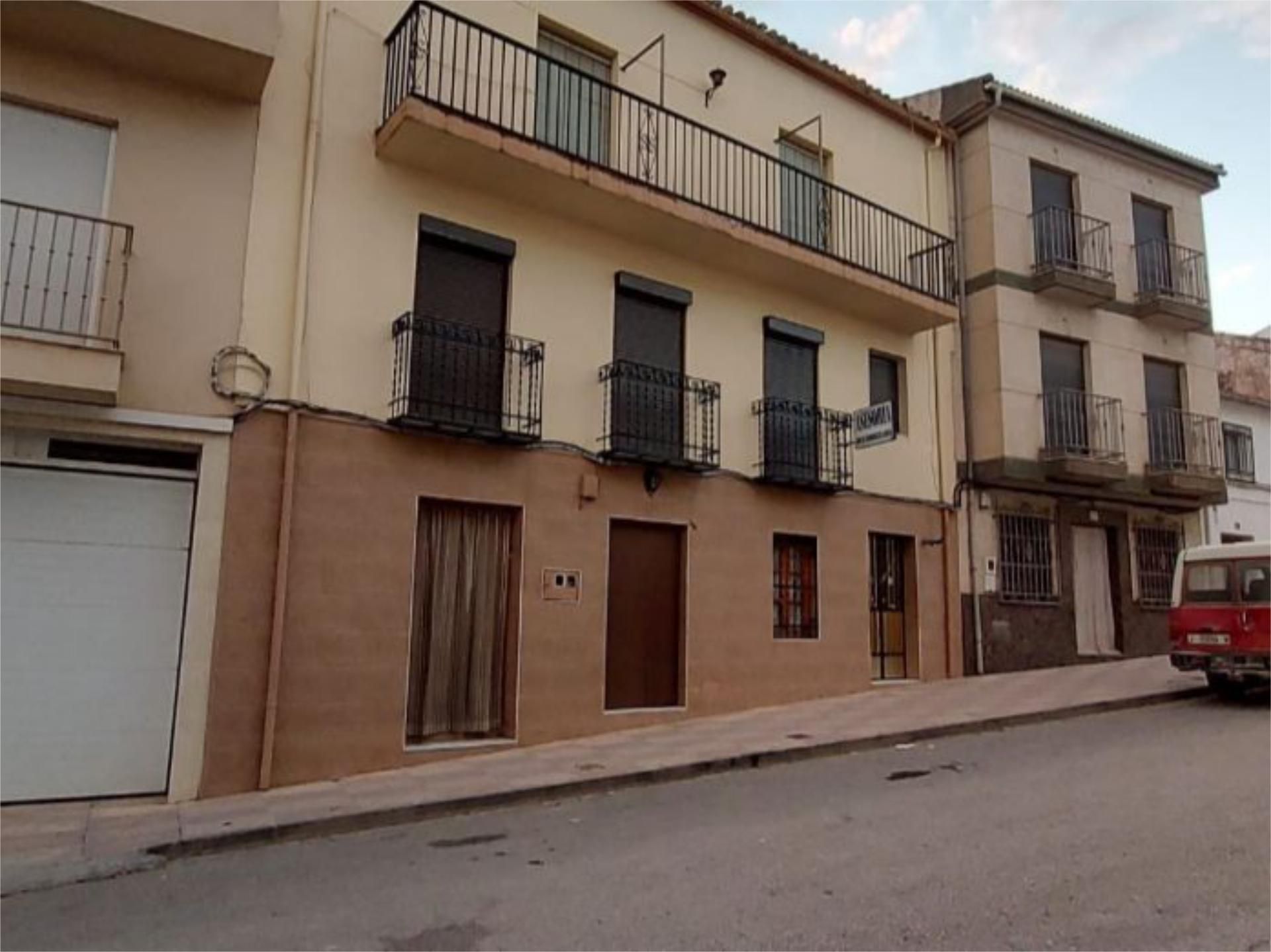Exterior view of Flat for sale in Noalejo  with Terrace, Storage room and Balcony