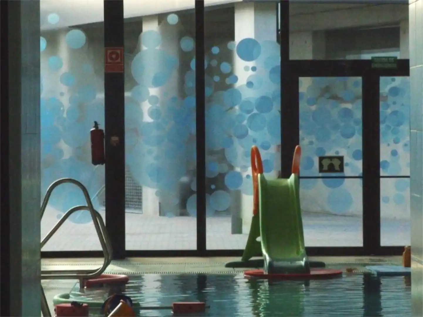 Swimming pool of Office for rent in Murcia