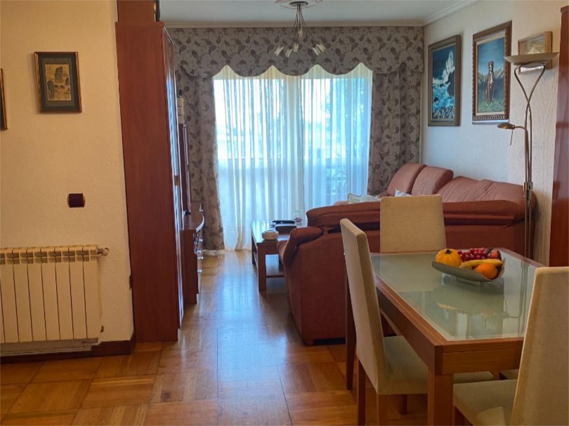 Flat to share in Avenida Grupo María Blanchard, 3, Alisal - San Román