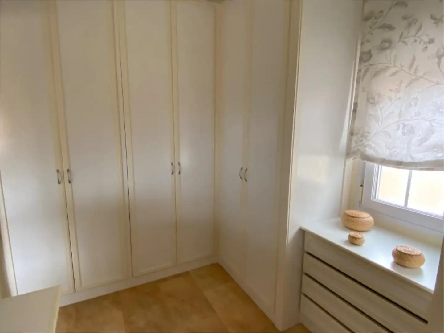 Casa o chalet en venta en Fuentemora Habitación de Casa o chalet en venta en Antequera con Aire acondicionado, Calefacción y Jardín privado
