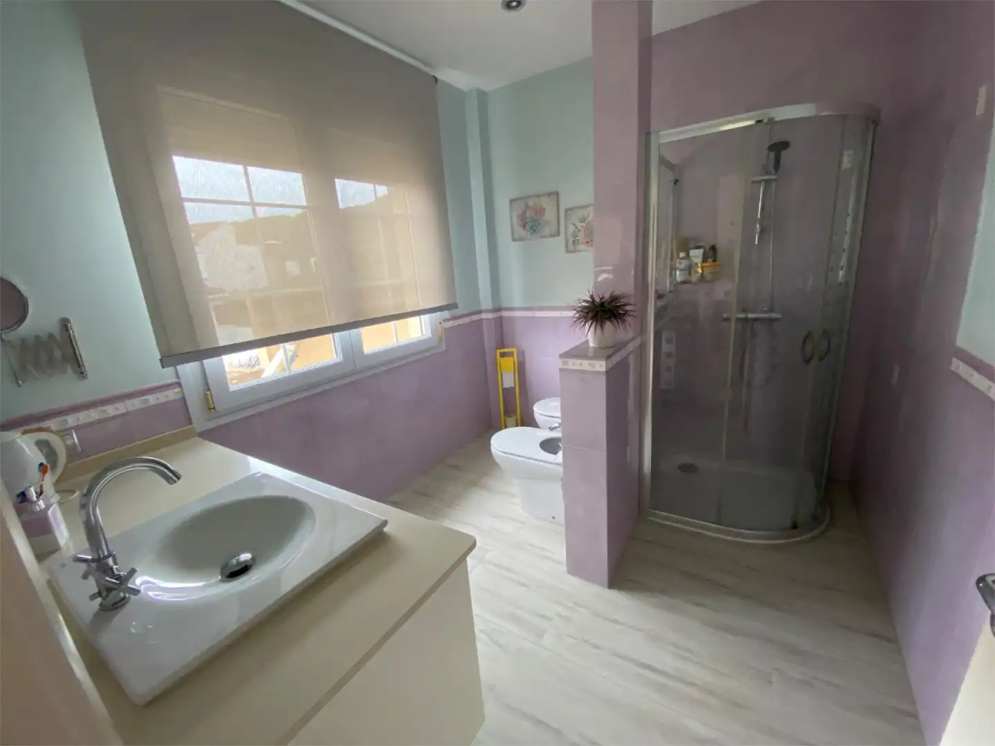 Casa o chalet en venta en Fuentemora Baño de Casa o chalet en venta en Antequera con Aire acondicionado, Calefacción y Jardín privado