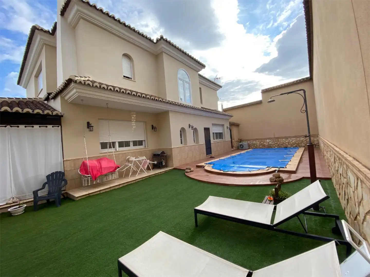 Casa o chalet en venta en Fuentemora Piscina de Casa o chalet en venta en Antequera con Aire acondicionado, Calefacción y Jardín privado