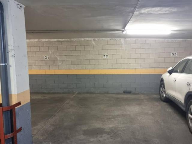 Garaje en Alquiler en Calle de Agastia, 108 en San Juan Bautista