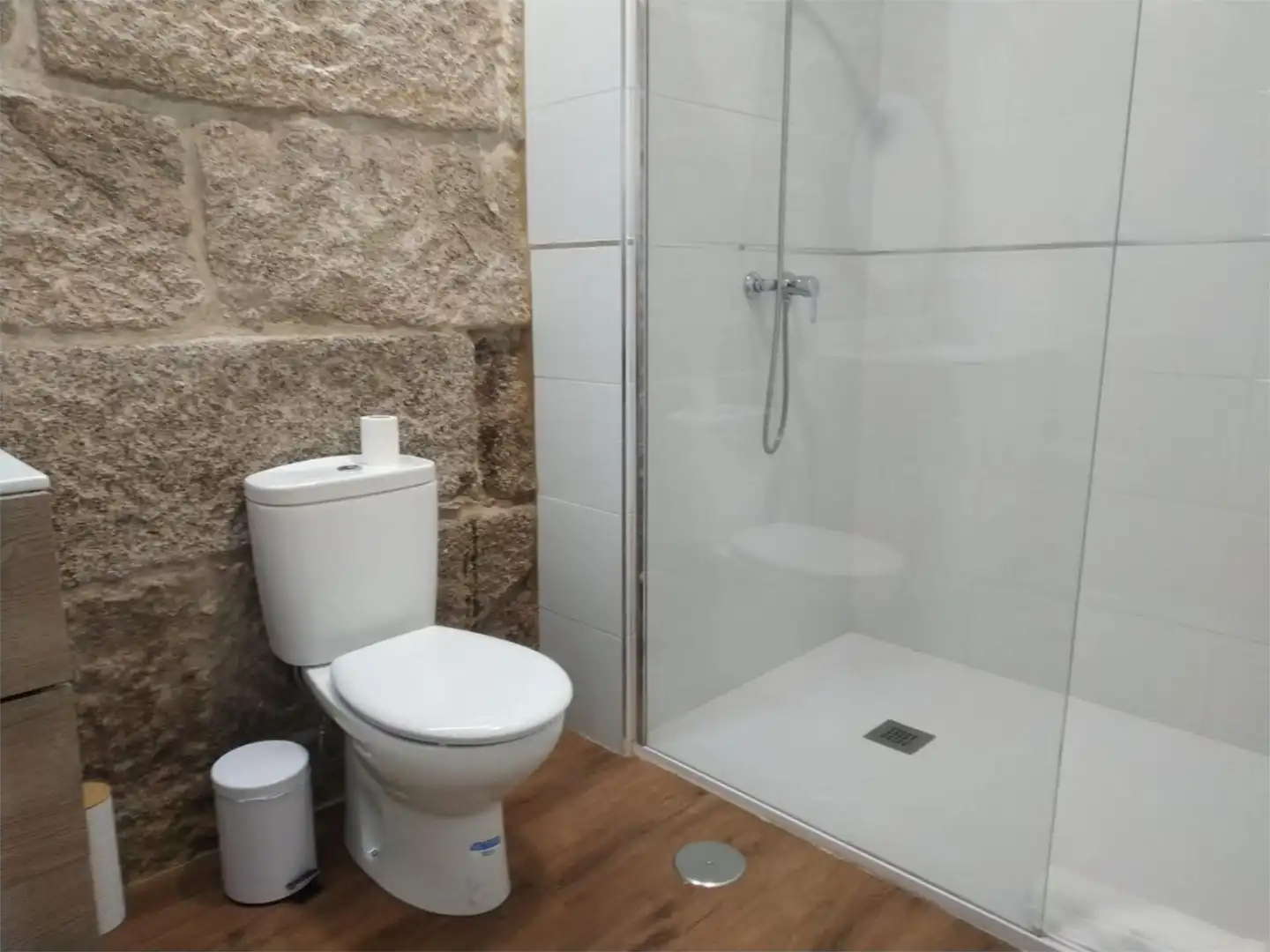 Apartament de lloguer a Avenida de Castrelos, 184, As Travesas - Balaídos Bany de Apartament de lloguer en Vigo amb Moblat i Aparcament comunitari