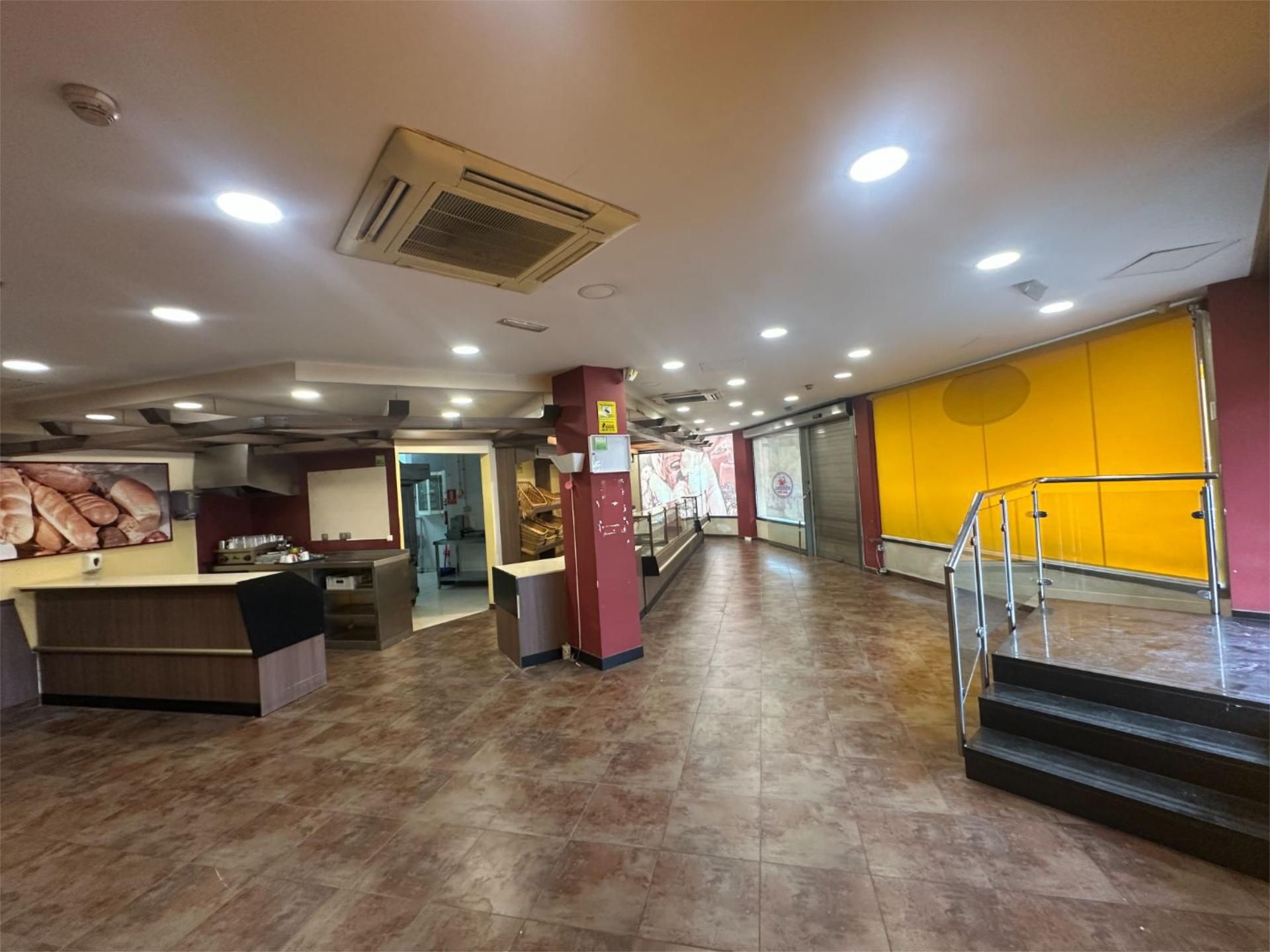 Premises for sale in Calle Covadonga, 1, Callejón del Castillo - El Calero - Las Huesas Premises for sale in Telde with Air Conditioner, Heating and Furnished