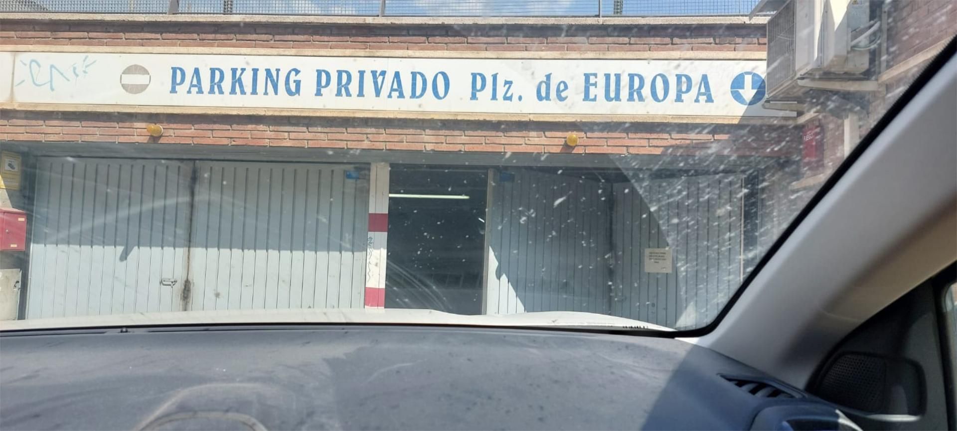 Aparcament de Garatge en venda en Cornellà de Llobregat