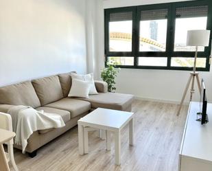 Living room of Flat to rent in  Valencia Capital  with Air Conditioner, Heating and Parquet flooring