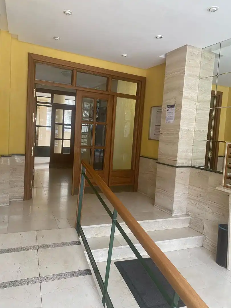 Wohnung zum Verkauf in Ávila mit Heizung, Abstellraum und Schwimmbad