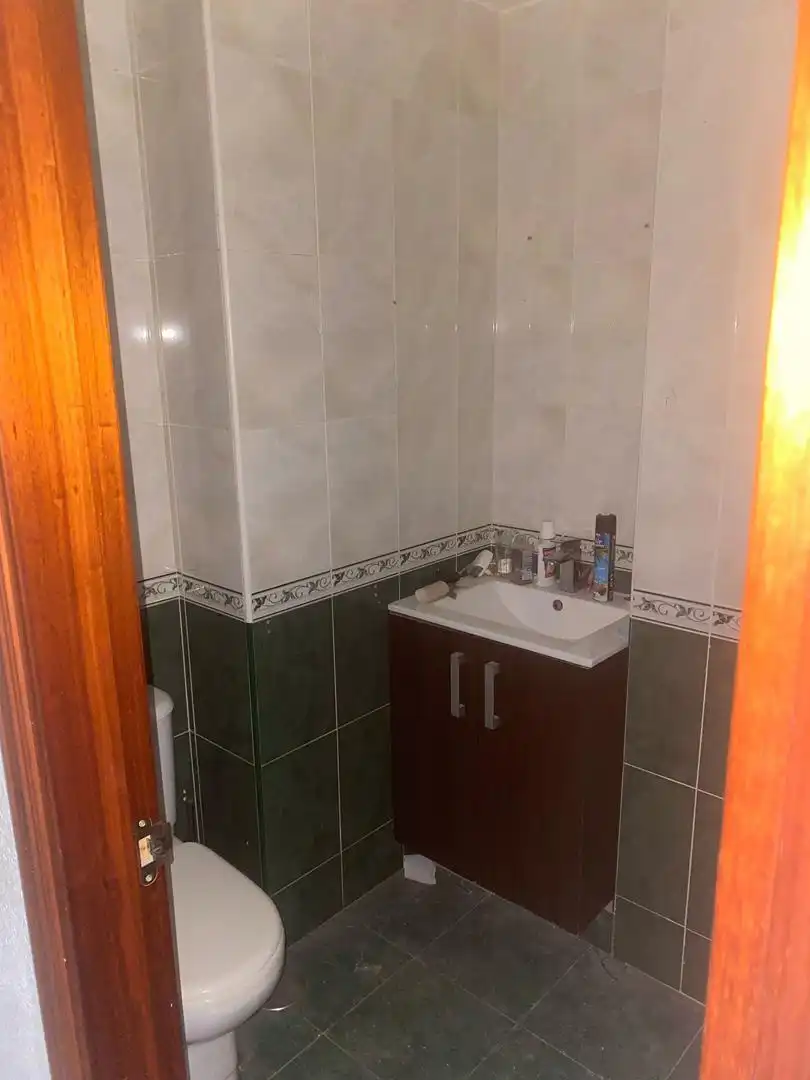 Badezimmer von Wohnung zum Verkauf in Ávila mit Heizung, Abstellraum und Schwimmbad
