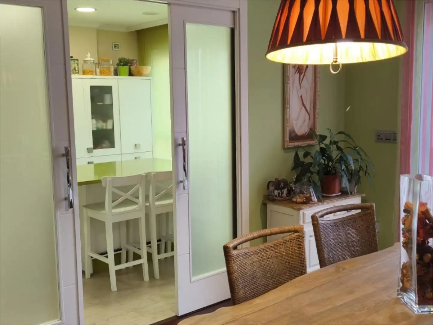 Cuina de Casa o xalet en venda en Lugo amb Aire condicionat, Calefacció i Jardí privat