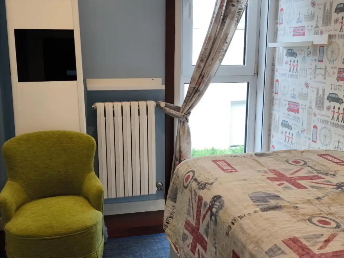 Dormitori de Casa o xalet en venda en Lugo amb Aire condicionat, Calefacció i Jardí privat
