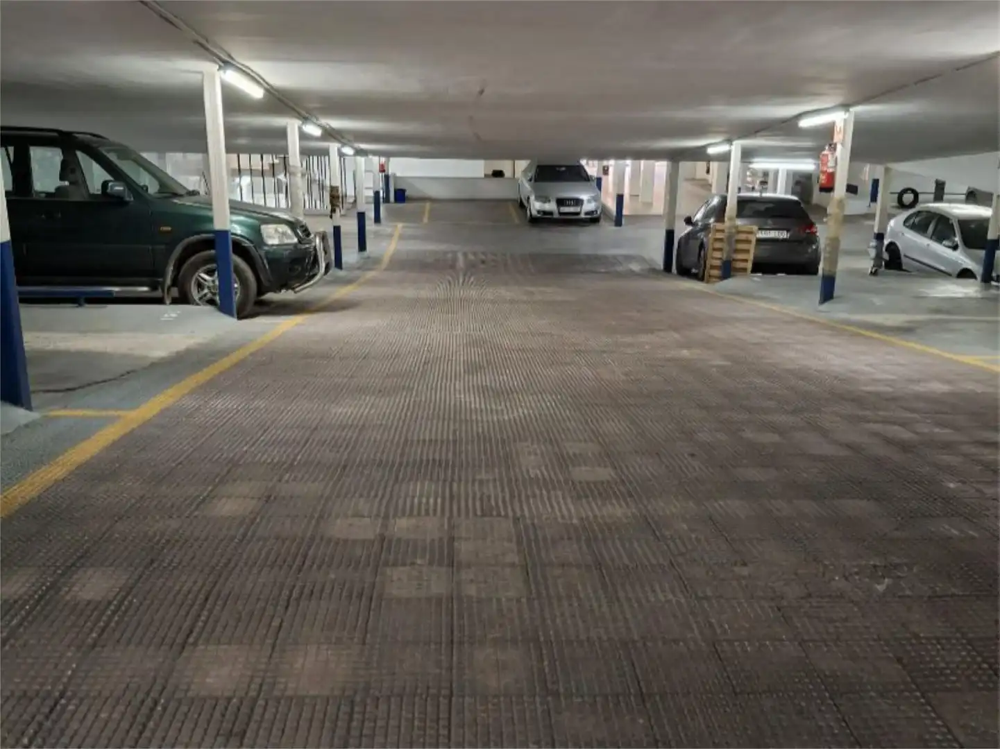 Garatge de lloguer a Carrer de Màlaga, 3, Marxalenes Aparcament de Garatge de lloguer en Valencia