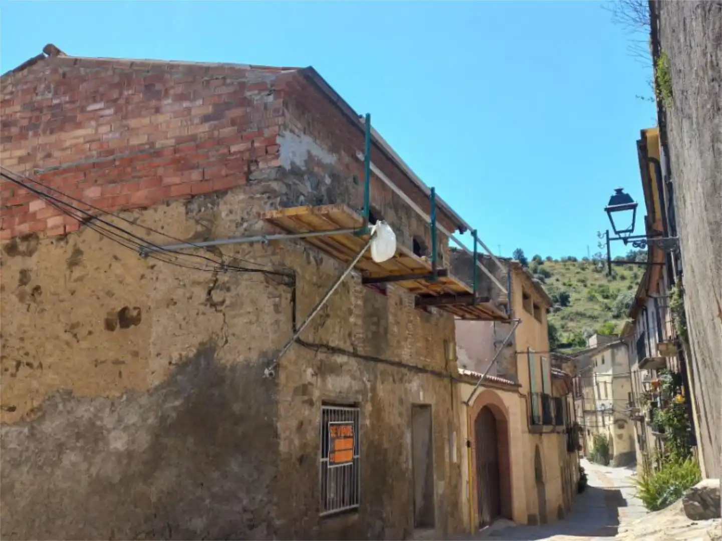 Vista exterior de Pis en venda en Torroja del Priorat