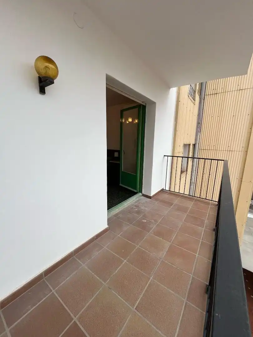 Habitació a Avinguda de Tomàs Giménez, 34, Pubilla Cases Estudi per a compartir en L'Hospitalet de Llobregat amb Calefacció, Terrassa i Moblat