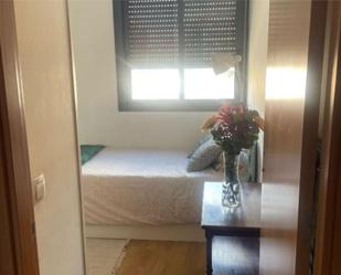 Bedroom of Flat to share in  Madrid Capital  with Swimming Pool, Furnished and Video intercom