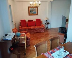 Living room of Flat to rent in  Madrid Capital  with Heating, Private garden and Terrace