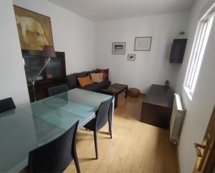 Living room of Flat to rent in  Madrid Capital  with Air Conditioner, Heating and Parquet flooring