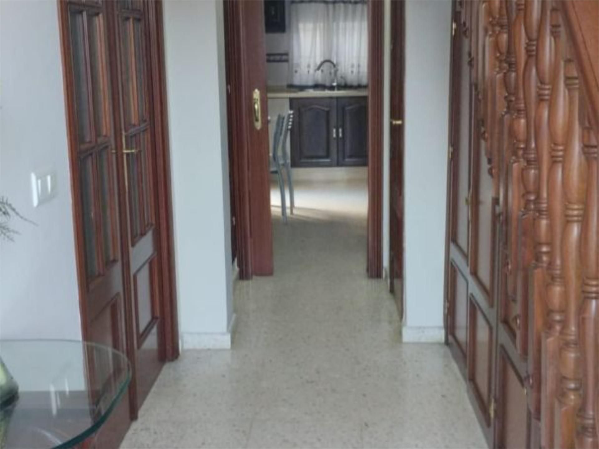 Flat for sale in Algeciras  with Air Conditioner, Private garden and Parquet flooring