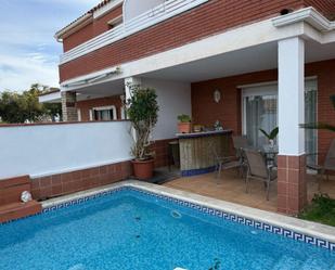 Swimming pool of Single-family semi-detached for sale in Sant Vicenç de Montalt  with Air Conditioner, Terrace and Swimming Pool