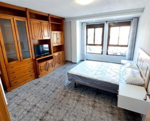 Bedroom of Flat to share in Novelda  with Air Conditioner, Heating and Furnished