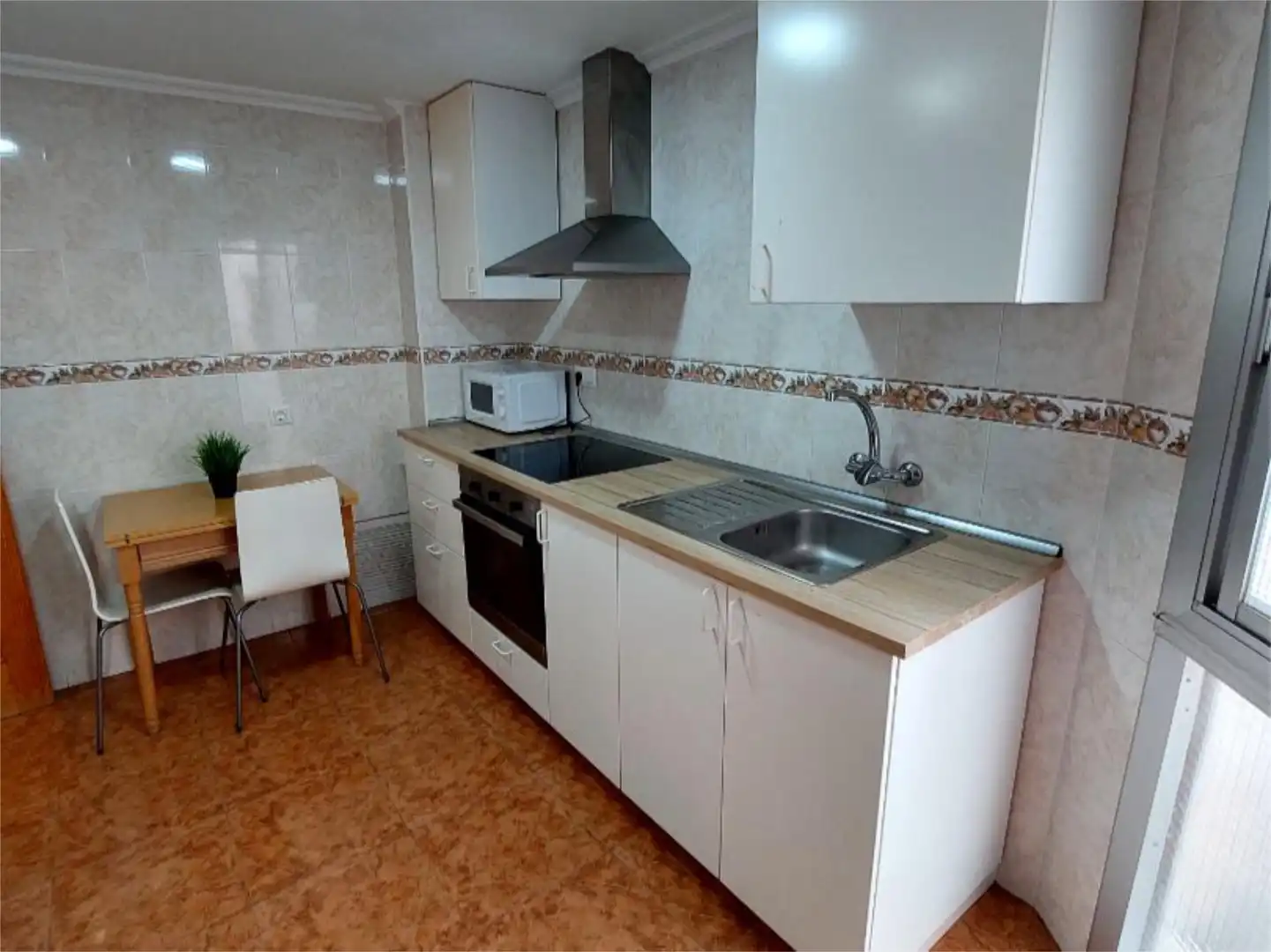 Room in Avenida Alfonso XIII, 33, Las Trescientas - San Francisco - Ciudad Vergel Room in Avenida Alfonso XIII, 33, Las Trescientas - San Francisco - Ciudad Vergel