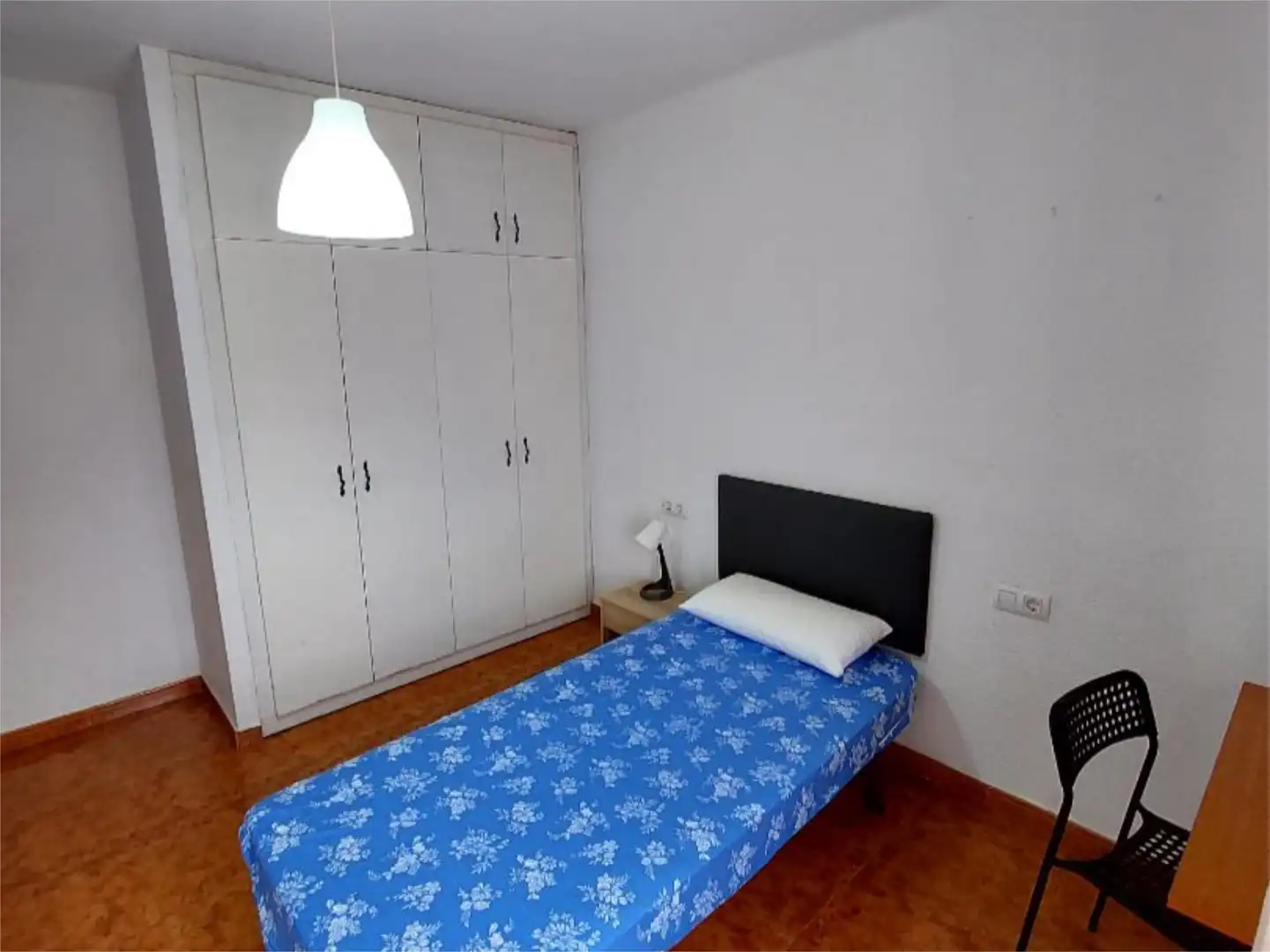 Room in Avenida Alfonso XIII, 33, Las Trescientas - San Francisco - Ciudad Vergel Room in Avenida Alfonso XIII, 33, Las Trescientas - San Francisco - Ciudad Vergel