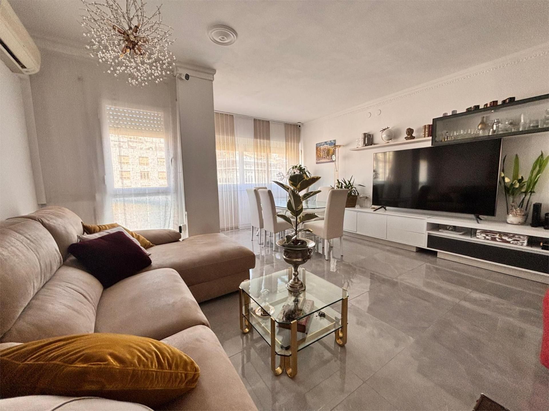 Living room of Flat for sale in  Barcelona Capital  with Air Conditioner and Balcony