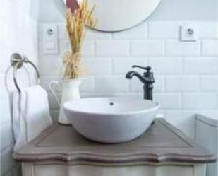 Bathroom of Flat to rent in  Madrid Capital  with Terrace