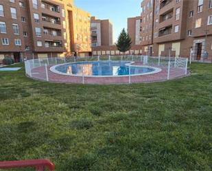 Piscina de Pis de lloguer en Ciudad Real Capital amb Calefacció, Jardí privat i Terrassa