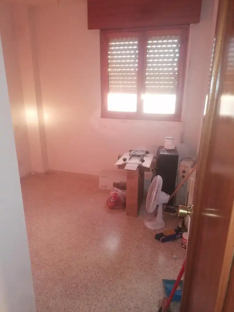 Habitación de Piso en venta en Benavides con Trastero, Amueblado y Horno