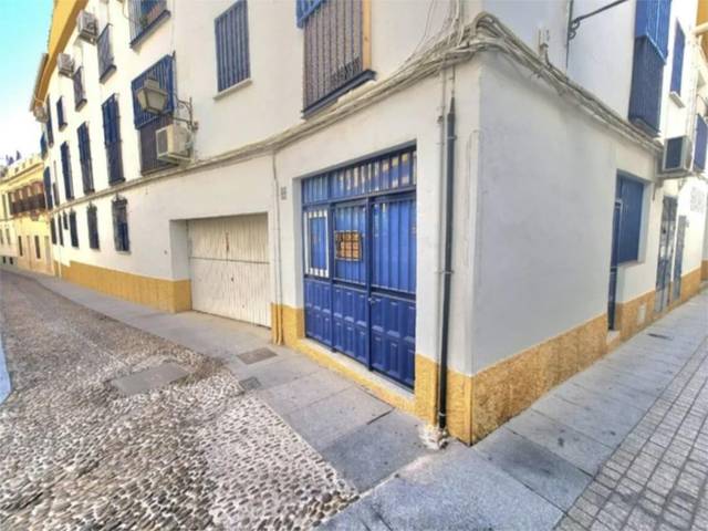 Local comercial en Venta en Calle San Antonio de Padua, s/n en Ollerías - San Cayetano