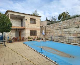 Piscina de Casa o xalet en venda en Caravaca de la Cruz amb Jardí privat, Terrassa i Traster