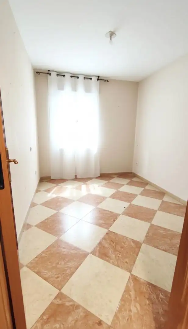 Piso en venta en Calle Cuarteles, 50, Perchel Sur - Plaza de Toros Vieja Habitación de Piso en venta en Málaga Capital con Aire acondicionado, Terraza y Balcón