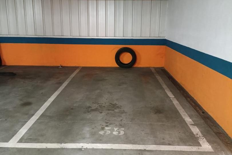 Garatge en venda a Paseo de Enrique Tierno Galván, 2, Altos del Olivar - El Caracol, Madrid - imatge 1 Foto 1 de Garatge en venda a Paseo de Enrique Tierno Galván, 2, Altos del Olivar - El Caracol, Madrid