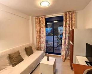 Dormitori de Apartament en venda en Benalmádena amb Terrassa i Piscina