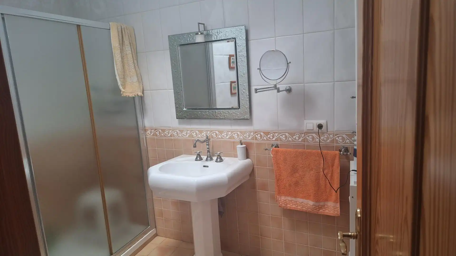 Casa o chalet en venta en Camino de Los Parrales, 39, El Parador de las Hortichuelas Baño de Casa o chalet en venta en Roquetas de Mar con Aire acondicionado y Terraza