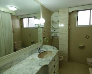 Bathroom of Flat to rent in Burriana / Borriana  with Air Conditioner, Heating and Furnished