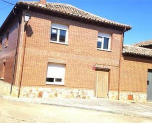 Exterior view of House or chalet for sale in Boadilla de Rioseco  with Heating, Private garden and Terrace