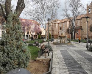 Vista exterior de Dúplex en venda en Ciudad Real Capital amb Aire condicionat i Balcó