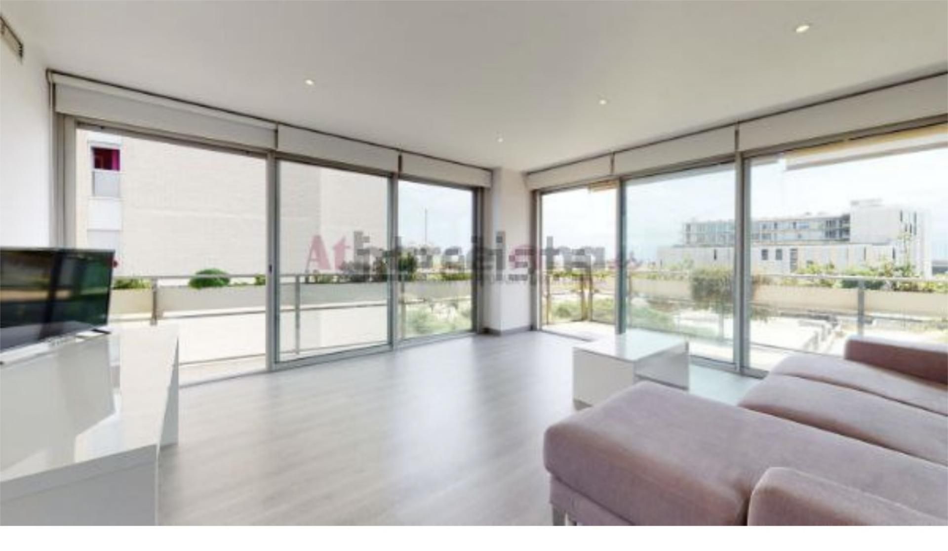 Living room of Flat for sale in Sant Adrià de Besòs  with Air Conditioner