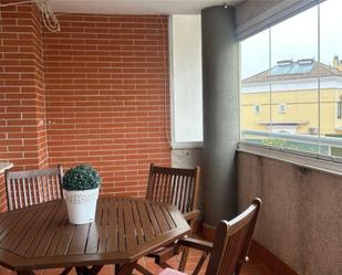 Balcony of Flat for sale in San Juan de Aznalfarache  with Air Conditioner, Terrace and Swimming Pool