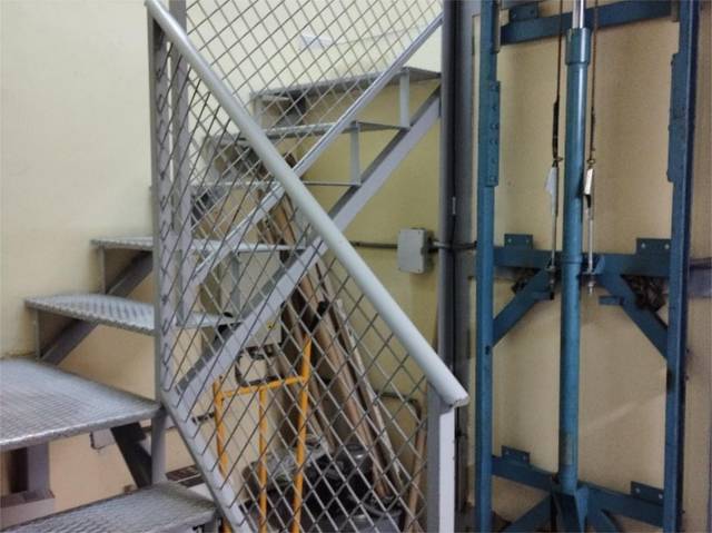 Local comercial en Alquiler en Avenida de los Cipreses, 45 en Garrido Norte