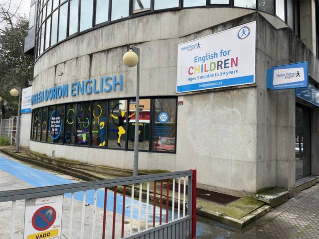 Local comercial en Alquiler en Avenida del Reino Unido, 7 en El Cano - Los Bermejales