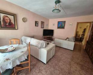 Sala d'estar de Casa o xalet en venda en Cúllar amb Terrassa