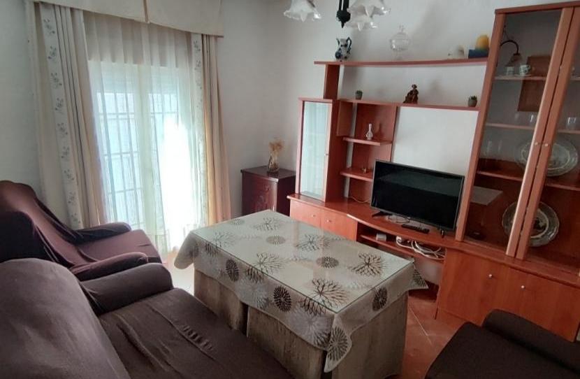 Single-family semi-detached for sale in Calle la Paz, 17, Zafarraya, Granada - image 1 Photo 1 of Single-family semi-detached for sale in Calle la Paz, 17, Zafarraya, Granada