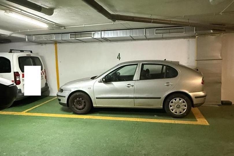 Garatge de lloguer a Calle Aniceto Sáenz, 18, San Gil, Sevilla - imatge 1 Foto 1 de Garatge de lloguer a Calle Aniceto Sáenz, 18, San Gil, Sevilla