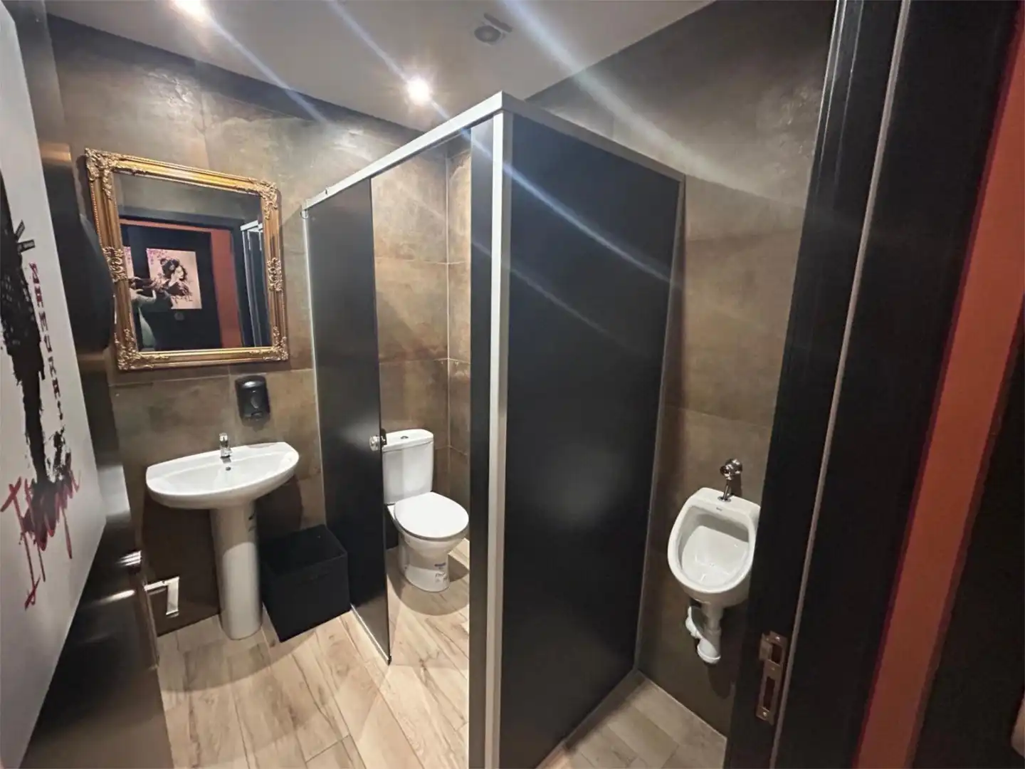 Bany de Local en traspas en Santanyí amb Aire condicionat, Calefacció i Parquet